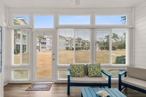 Interior - Sun, Sand & Fairways Relaxing 2BR Escape (Myrtle Beach)