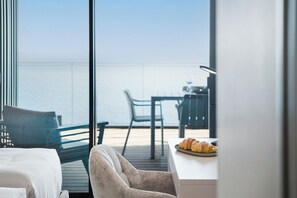 Dining - III - Savoy Monumentalis, By Pausa Holiday Rentals (Funchal)