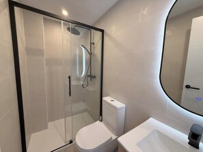 Hair dryer - 4 Beds Private Building of 2 Apartments - Old Town (Estepona)