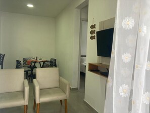 Interior - Durei Refuge: Ideal for remote work with fast Wi-Fi! (Paraty)