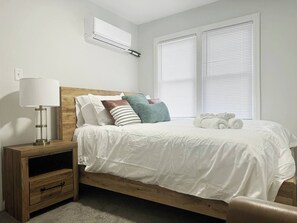 Fer et planche à repasser, Wi-Fi gratuit, draps fournis