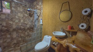 Bathroom - casa madera black beach (Puerto Viejo de Talamanca)