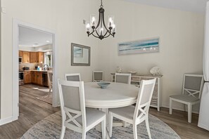 Dining - Evening Ember ~ Spa, Fire Pit, Pool Access, Pets ~ 90 Lawton Road ~ Sea Pines (Hilton Head Island)