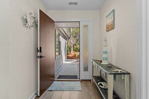 Interior - Evening Ember ~ Spa, Fire Pit, Pool Access, Pets ~ 90 Lawton Road ~ Sea Pines (Hilton Head Island)