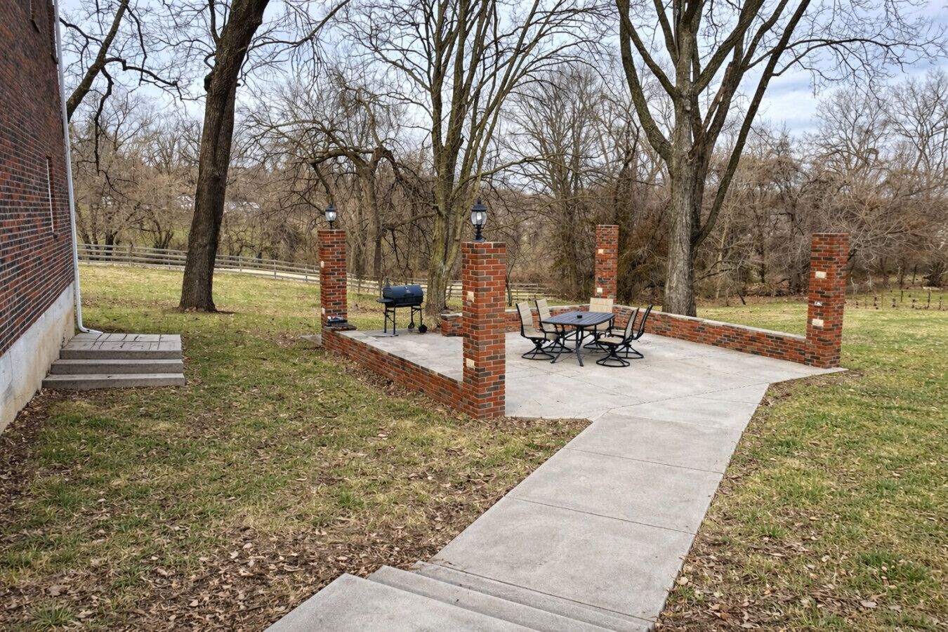 屋外ダイニングエリア