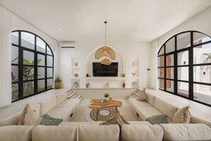 Uklassifisert bilde, 3 av 68, knapp