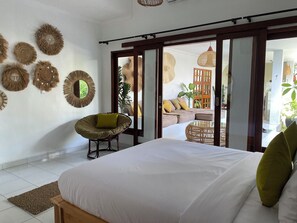 2 bedrooms, iron/ironing board, free WiFi, bed sheets - Canggu - Villa Confortable - 2ch - Piscine privee (BADUNG)