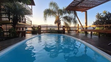 Piscina externa