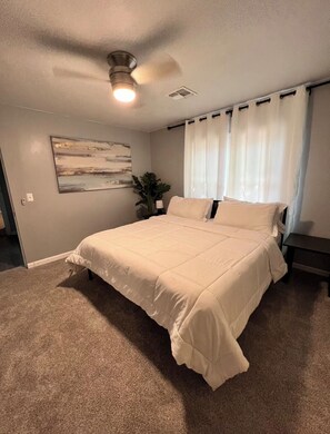 2 bedrooms, iron/ironing board, WiFi, bed sheets