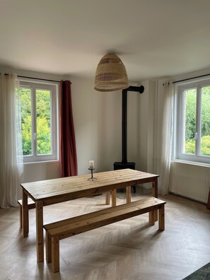 Luokittelematon kuva, 3 kautta 39, painike