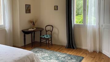 3 soverom, strykejern/-brett, wi-fi og sengetøy