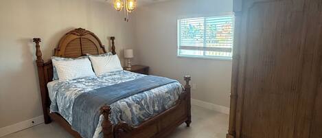 1 bedroom, iron/ironing board, WiFi, bed sheets