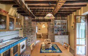 Kühlschrank, Ofen, Herdplatte, Geschirrspüler