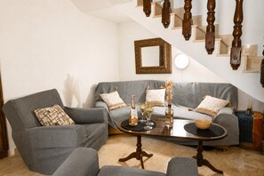 Living area - Sefranda Near St.Julian's Ensuite Room 5, San Gwann, Malta (San Gwann)