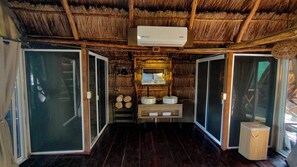 Family Double Room, Non Smoking, Beach View | Spa - Hotel Boutique Sylvie (Q.R.)