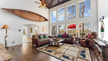 Téléviseur connecté, foyer