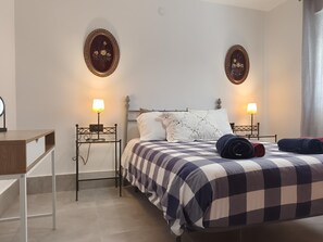 2 bedrooms, iron/ironing board, Internet - Nerja Sun Apartments Bahía 7 (Nerja)