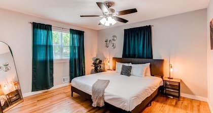 NEW! Movies, Games, and Backyard Hangs, 4 Bedrooms