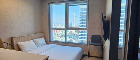 1 多间卧室、WiFi、床单