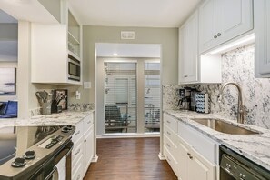 Immagine non classificata, 5 di 31, pulsante