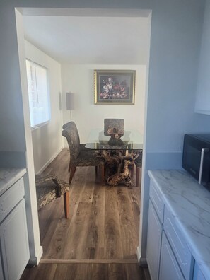 Imagen sin descripción, 4 de 23, botón