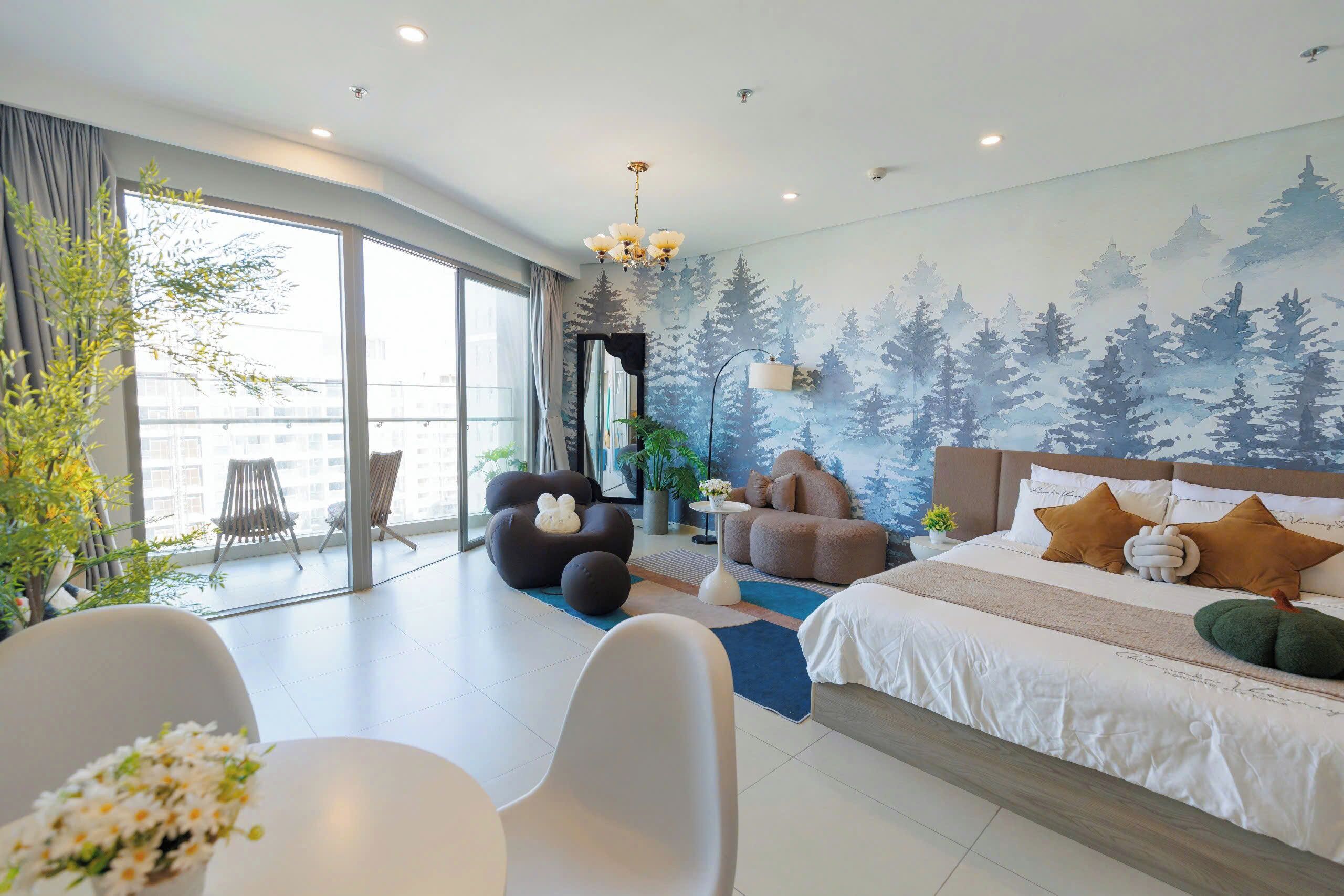 Estudio estándar, vista al puerto | Escritorio, espacio para trabajar con laptop y wifi gratis 