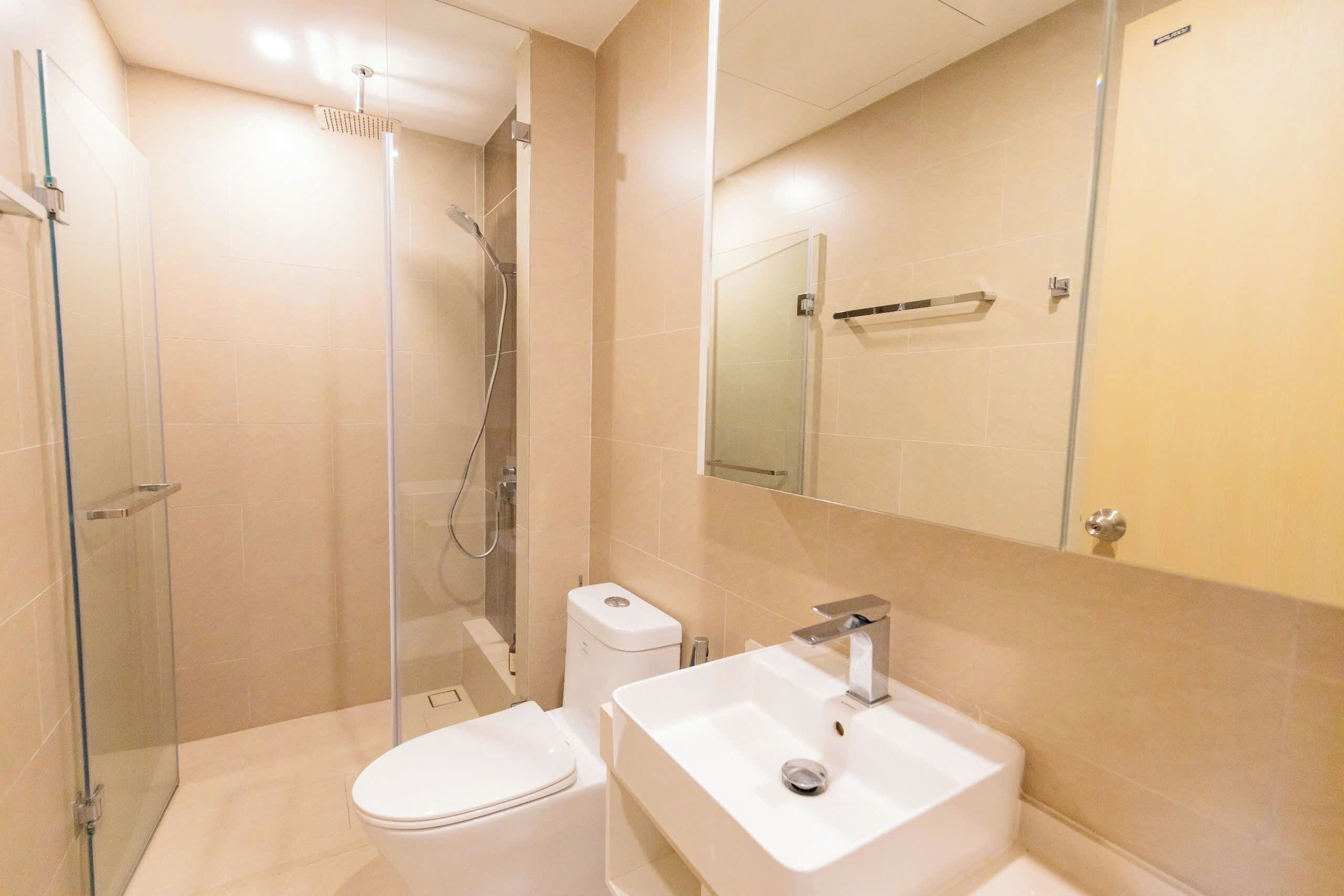 Standard-Studio, Hafenblick | Badezimmer