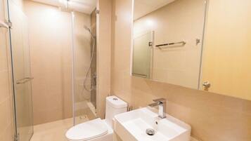 Standard-Studio, Hafenblick | Badezimmer