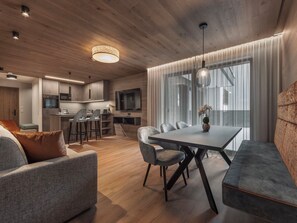 Dining - Chalet Fliana by Interhome (Ischgl)