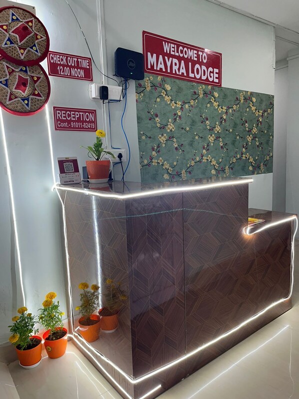 Unclassified image, 1 of 5, button - Mayra Lodge (Guwahati)