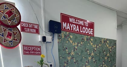Mayra Lodge