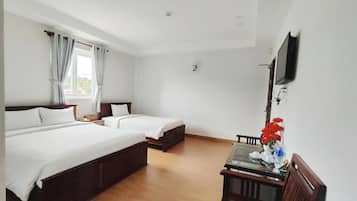Deluxe Triple Room, City View