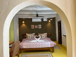 Superior Double Room, City View | Desk, free WiFi