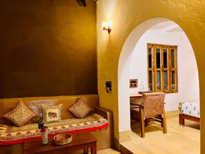 高級雙人房, 城市景觀 | 書桌、免費無線上網