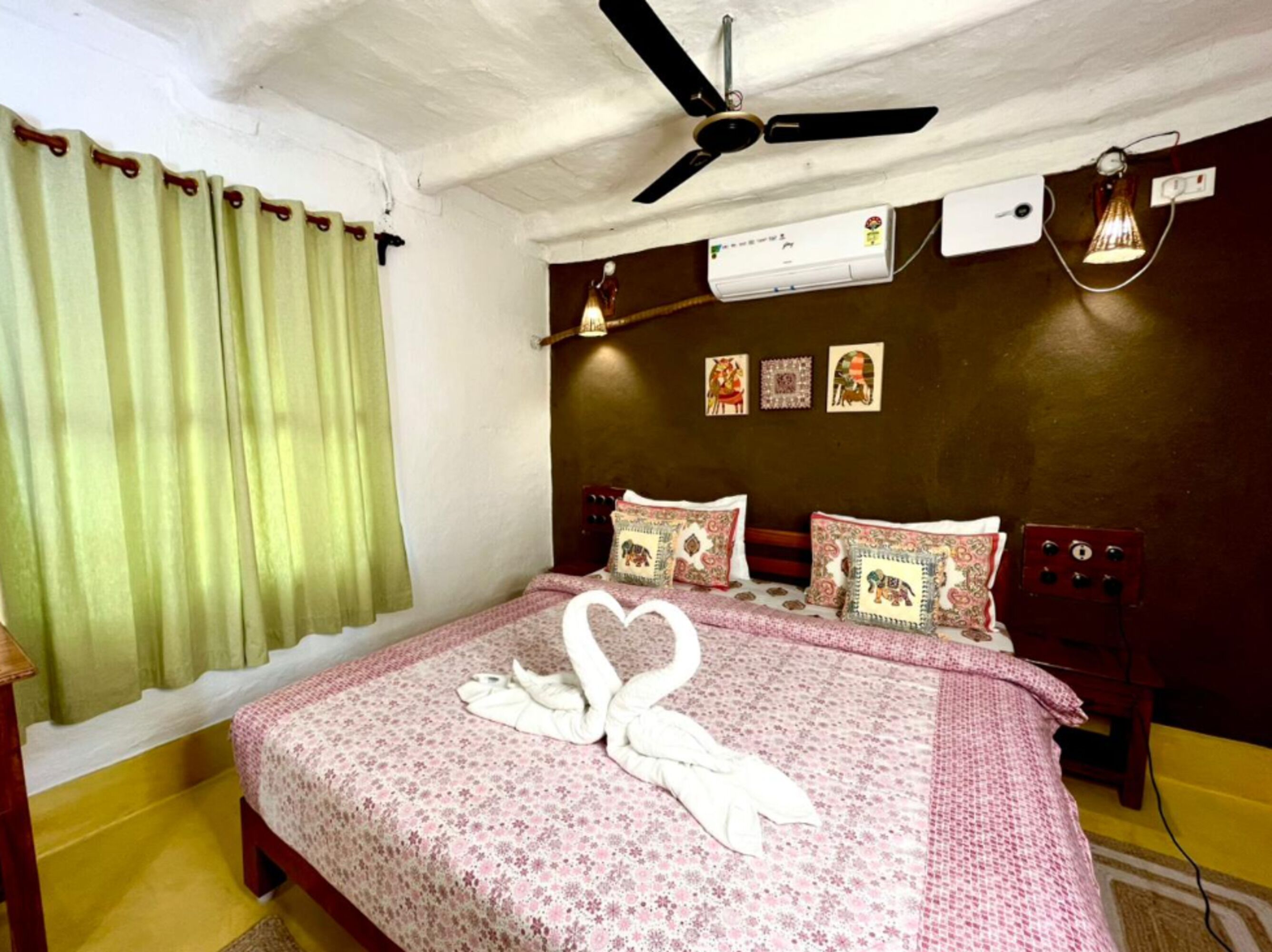 Chambre Double Deluxe, vue ville | Bureau, Wi-Fi gratuit