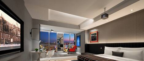 Standard dubbelrum - bubbelpool - utsikt mot floden | Värdeförvaringsskåp på rummet, mörkläggningsgardiner och ljudisolering