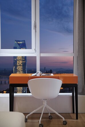 Basic Room, City View | Interior - ISEYA HOTEL Jiefangbei Yunduan Zhiyan (Chongqing)