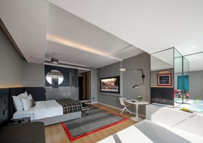 180° River View King Room (Window-side Private Hot Tub) - SEYA Panoramic Hotel - Chongqing Cloud Eye - Managed by SEYA GROUP (Chongqing)