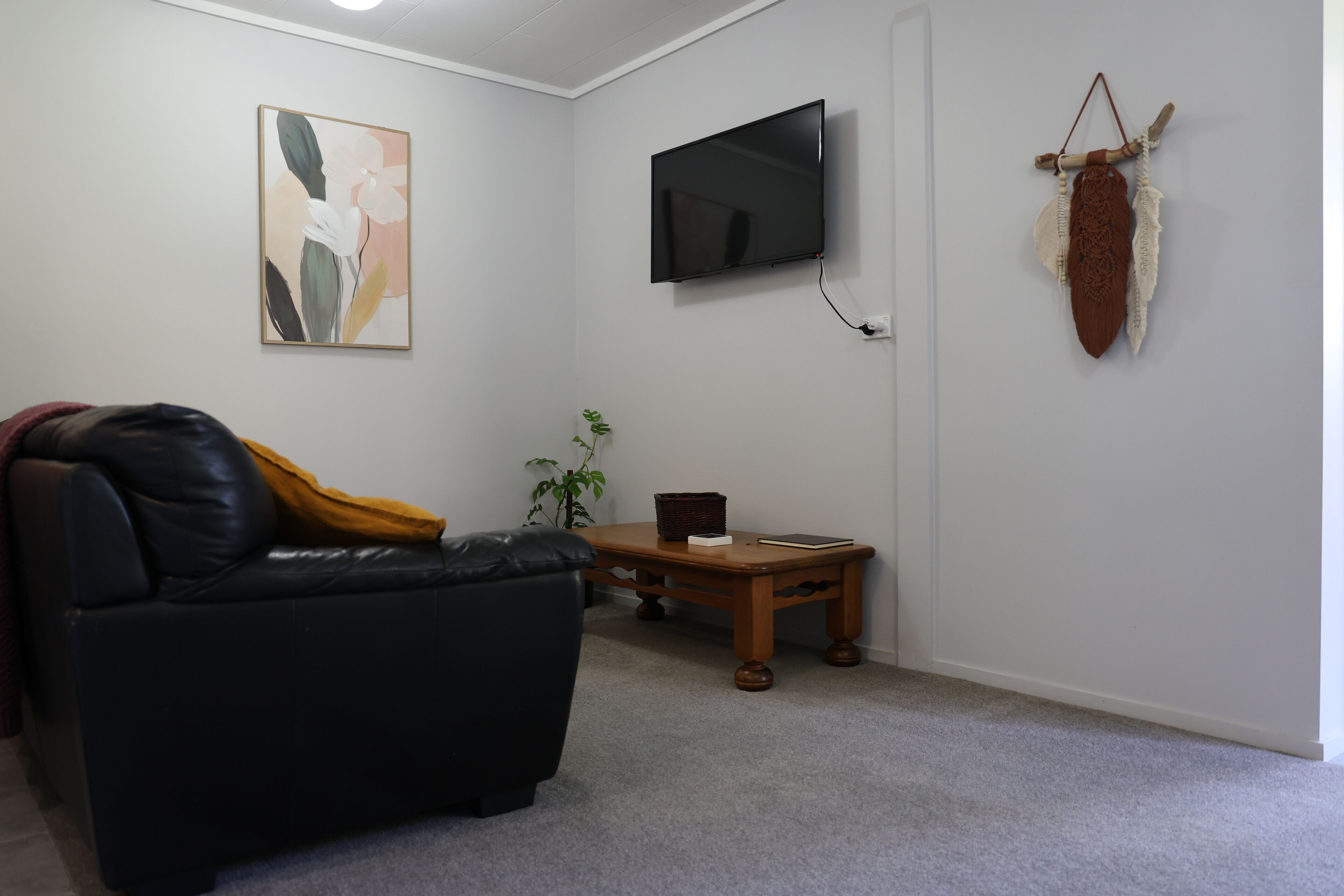 Safe Haven Hillside Retreat - Whangārei