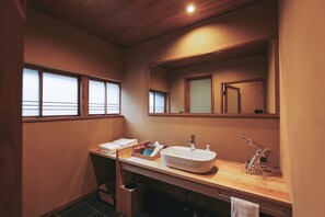 Bathroom - NIPPONIA Niigata Furumachi Kagai (Niigata)