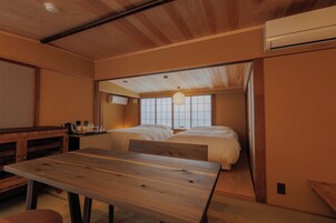 Minibar con artículos gratuitos, wifi gratis y ropa de cama