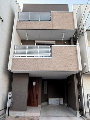 Exterior detail - NIKYO ECHO Private Villa OSAKA / Parking Included (大阪市)