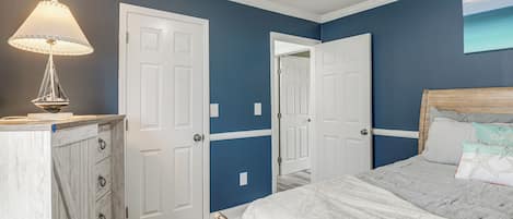 4 bedrooms, iron/ironing board, travel crib, internet