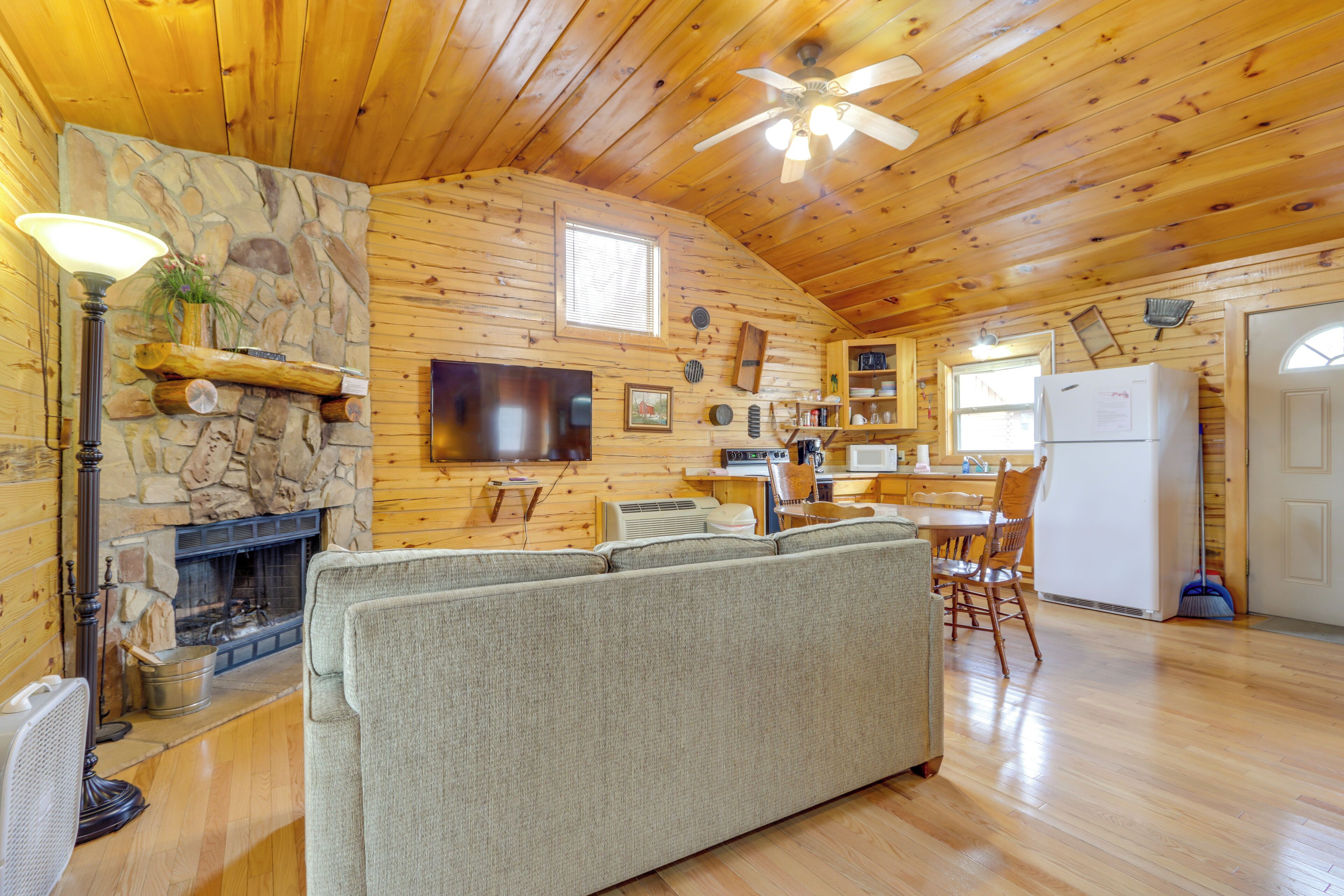 Télévision, cheminée