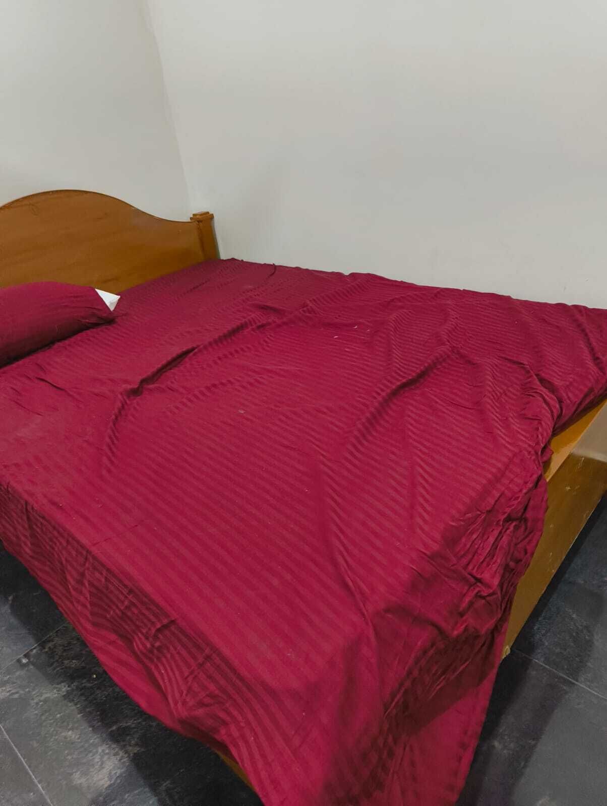 Economy Room, 1 Queen Bed, Private Bathroom, Ground Floor | In-room safe, desk, laptop workspace, iron/ironing board