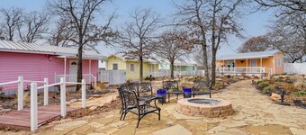 Peaceful Tiny Home Getaway Near Bowie Trade Days