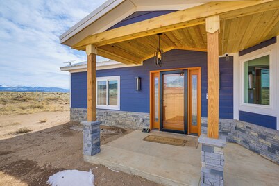 Dark Skies & Sacred Peaks! Mtn-View Home in Blanca