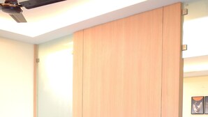 Luxury Suite, Balcony, City View | Bahagian dalam