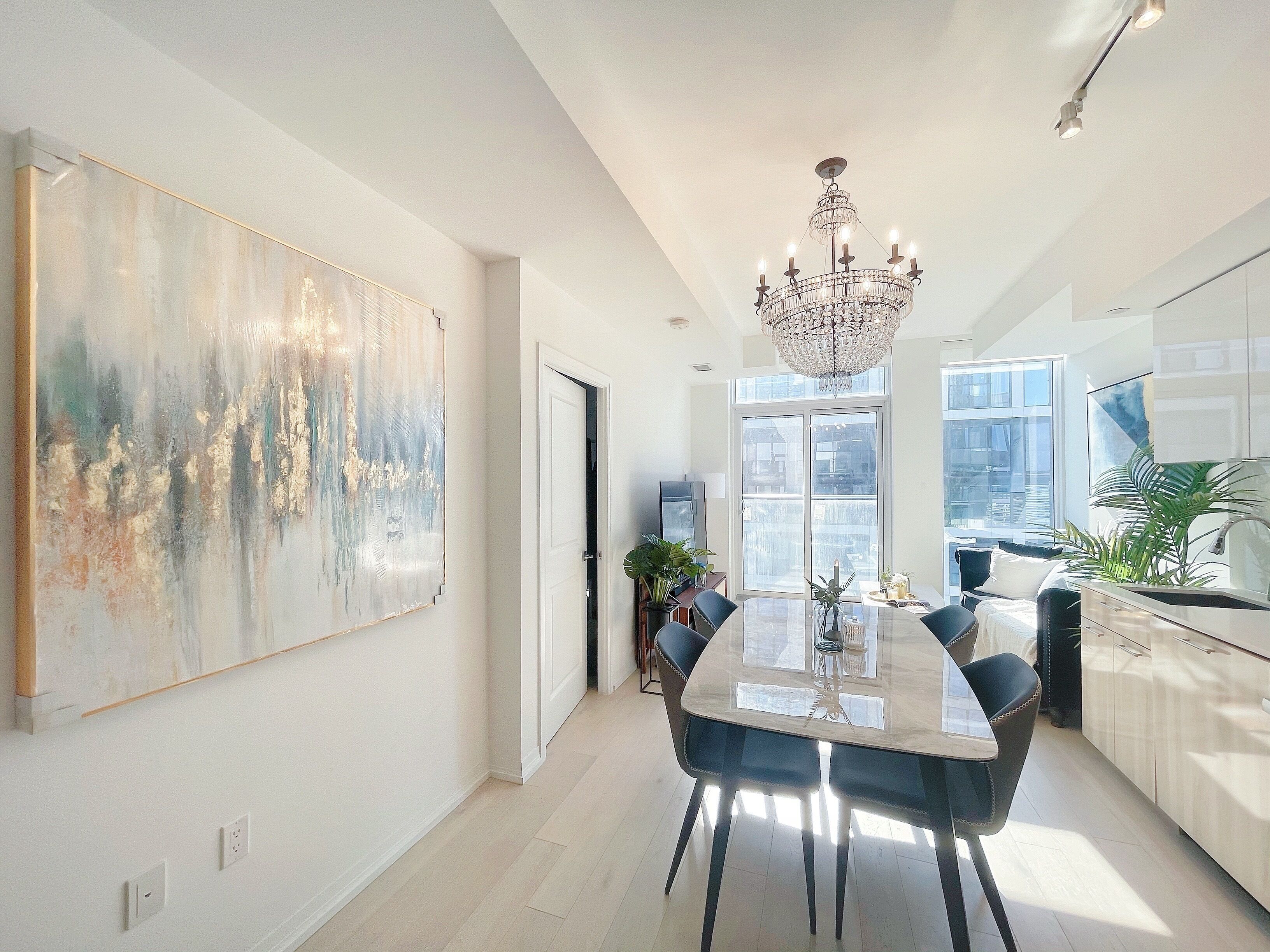 Phòng Suite Executive, quang cảnh hồ | Khu vực ăn uống tại phòng