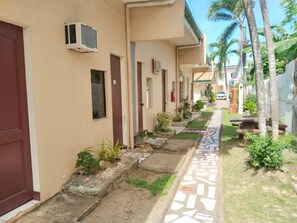 Unclassified image, 3 of 21, button - Tayud Hotel by Hiverooms (liloan)